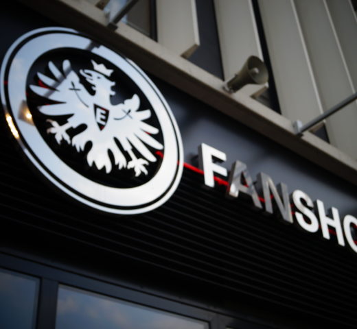 „Der Transfer hat sich gelohnt“ – Eintracht Frankfurt wechselt zu RMD Logistics